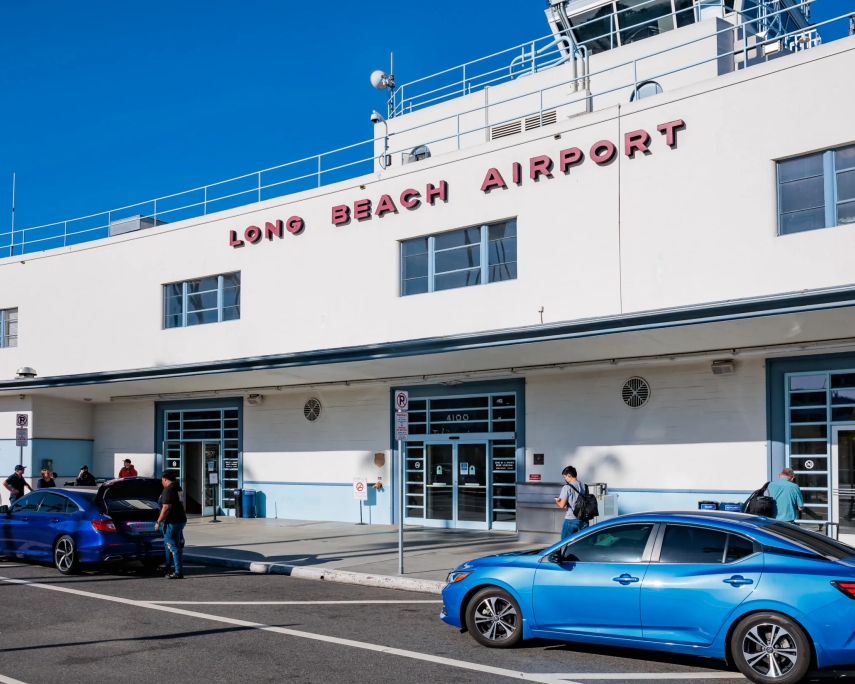 Long Beach Airport shuttle service in Southern California